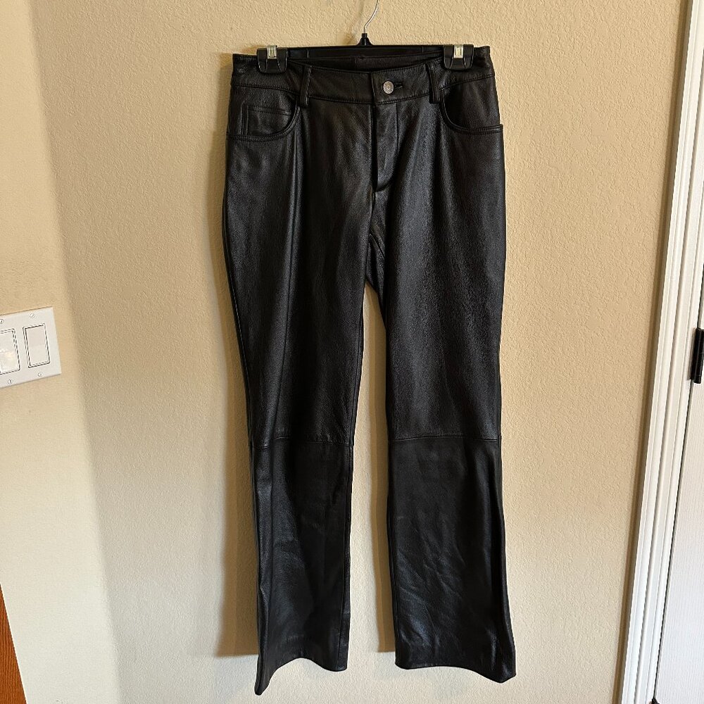 NWT Wilsons Leather Women's black leather pants - jean style - Size 6